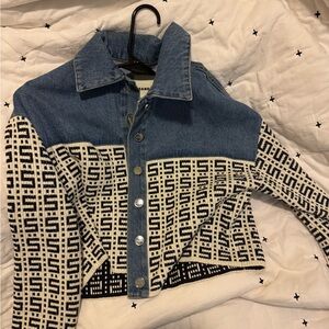 Great shape barely used Sandro jacket size 0
